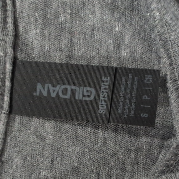 NEW Holiday Graphic Tee - Picture 2 of 4